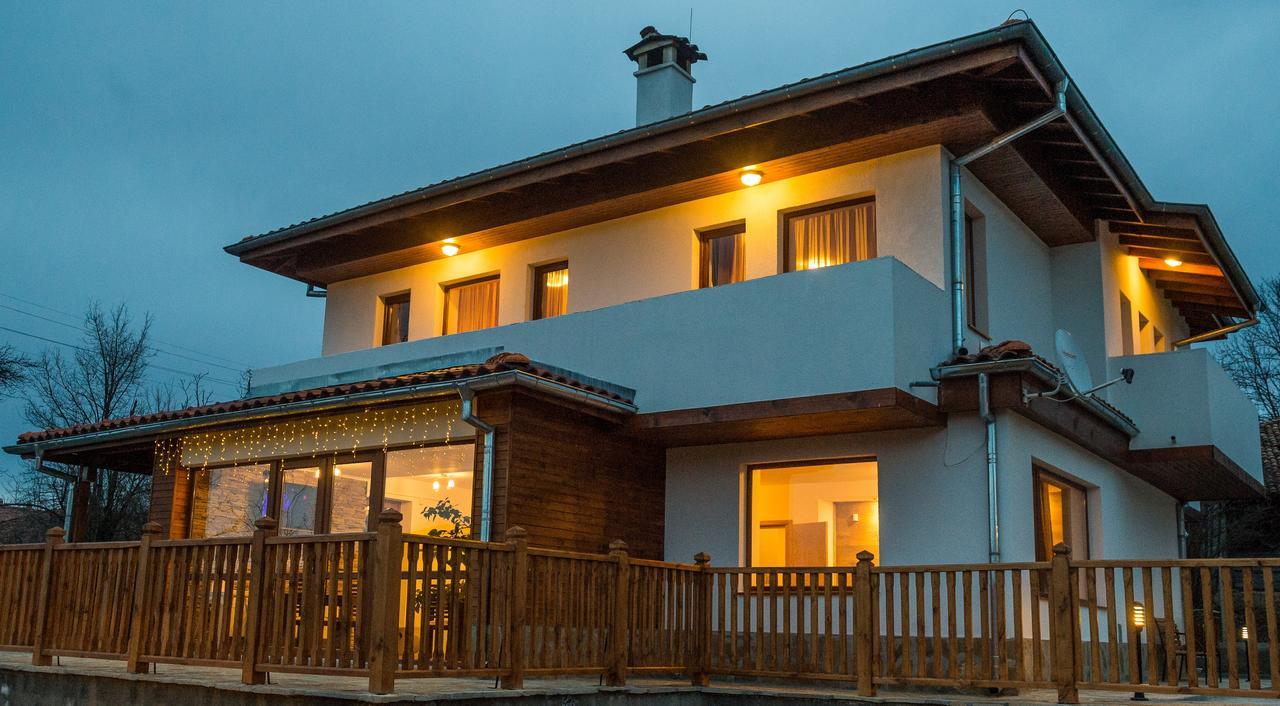 Sinjirite Complex Hotel Elena Exterior foto