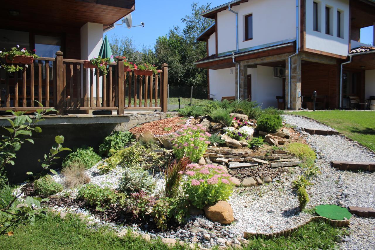 Sinjirite Complex Hotel Elena Exterior foto